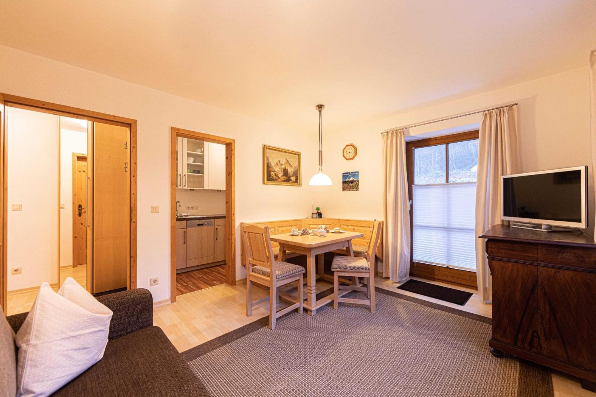 Ferienwohnung Waldblick - Freundlich Eingerichtete Ferienwohnung Berchtesgaden Exterior photo